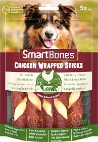 Smart Bones Gryzak Chicken Wrapped Sticks Medium dla psa op. 5szt. WYPRZEDAŻ